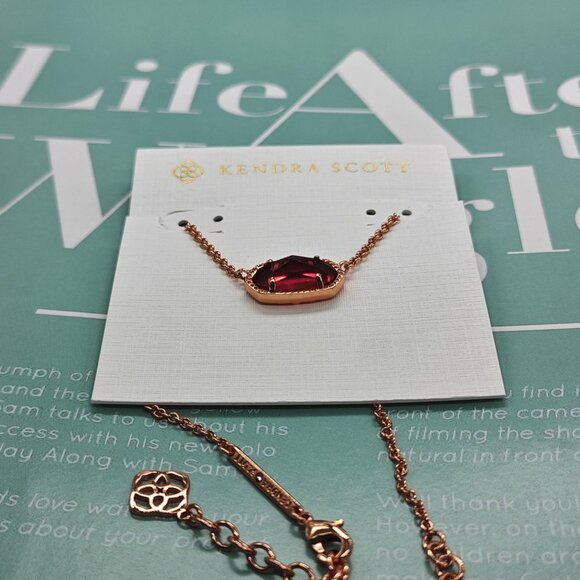 Kendra Scott rose Gold Necklace - Picture 2 of 4